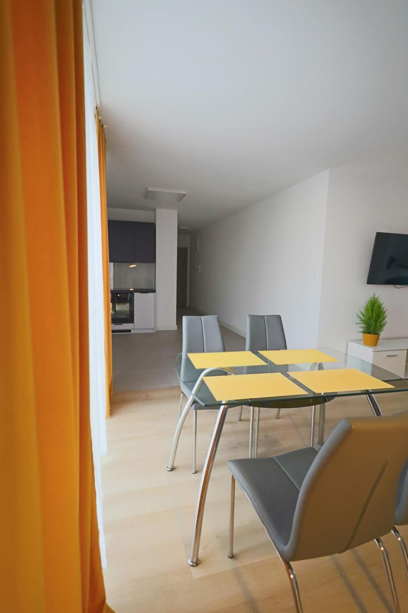 Reymonta 22 Apartamenty Ополе Екстер'єр фото